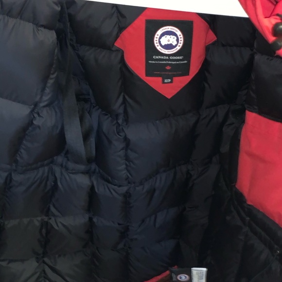 Canada goose trillium parka - Picture 2 of 10